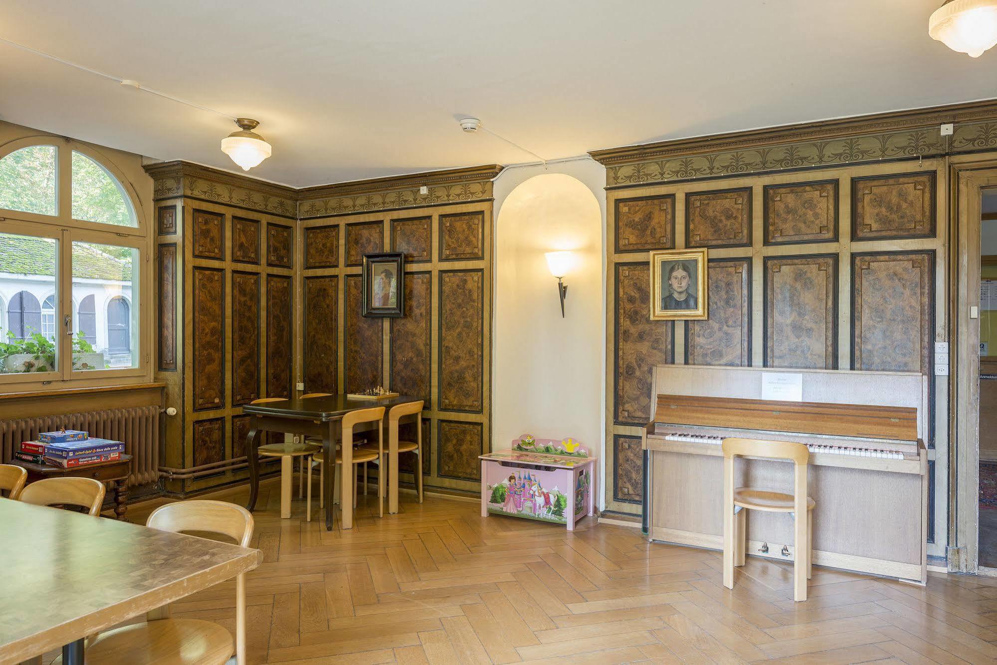Schaffhausen Youth Hostel Eksteriør bilde